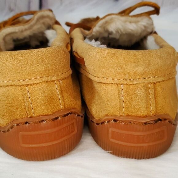 Minnetonka Leather Pile Lined Hard Moccasin Slipper Leather Laces Womens 5 - Picture 9 of 15